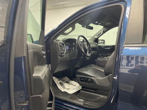2019 Chevrolet Silverado 1500 LT Crew Cab Lower Image 3