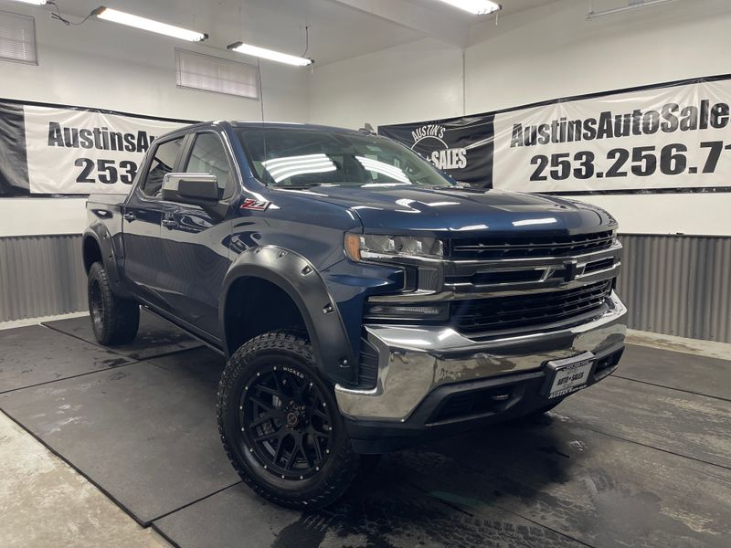 2019 Chevrolet Silverado 1500 LT Crew Cab Upper Image 1