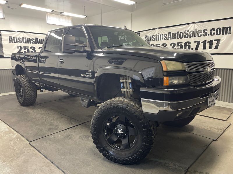 2006 Chevrolet Silverado 2500HD Crew Cab Upper Image 1