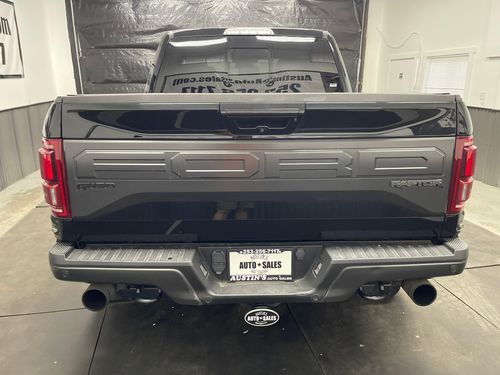 2017 Ford F-150 Raptor SuperCrew Lower Image 3