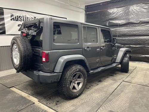 2017 Jeep Wrangler Unlimited Sport S Lower Image 1