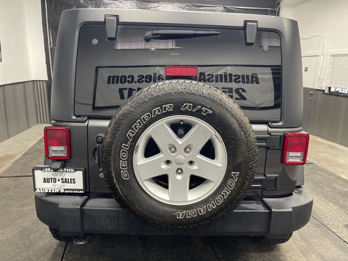 2017 Jeep Wrangler Unlimited Sport S Lower Image 3