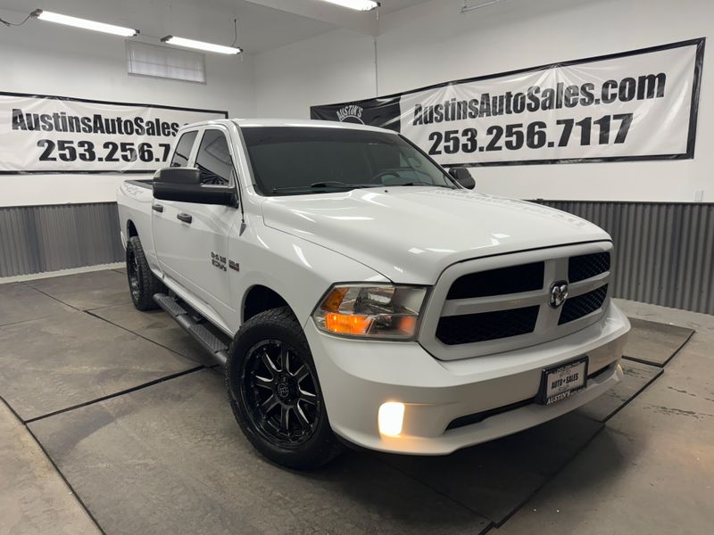 2013 Ram 1500 Express Quad Cab Upper Image 1