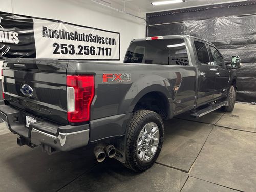 2019 Ford F-350 Super Duty Crew Cab Lower Image 1