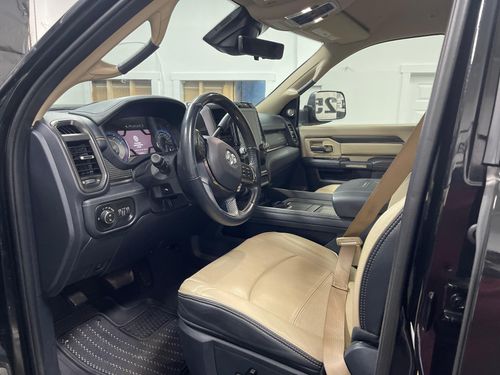 2021 Ram 2500 Limited Mega Cab Lower Image 3