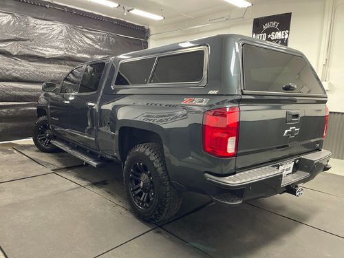 2017 Chevrolet Silverado 1500 LTZ Z71 Crew Cab Lower Image 2