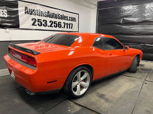 2009 Dodge Challenger SRT8 Lower Image 1