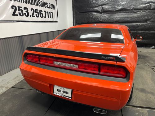 2009 Dodge Challenger SRT8 Lower Image 3