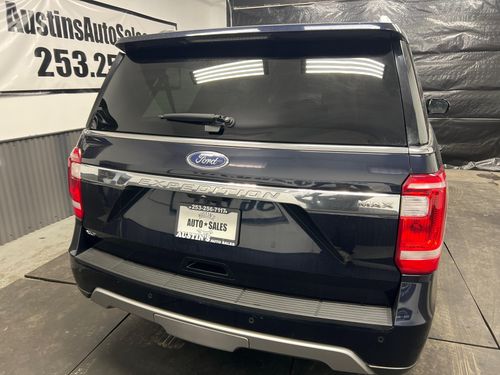 2021 Ford Expedition MAX XLT Lower Image 3