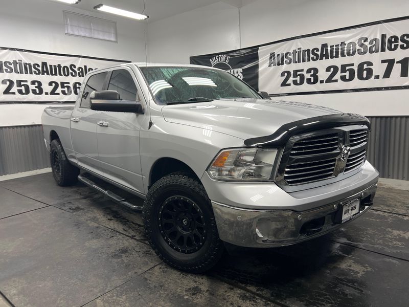 2016 Ram 1500 Big Horn Crew Cab Upper Image 1