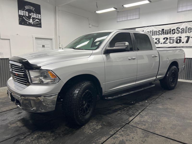 2016 Ram 1500 Big Horn Crew Cab Upper Image 2
