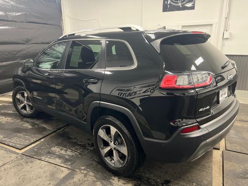 2019 Jeep Cherokee High Altitude Lower Image 2