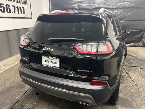 2019 Jeep Cherokee High Altitude Lower Image 3