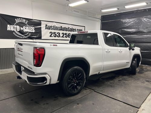 2021 GMC Sierra 1500 Elevation Double Cab Lower Image 3