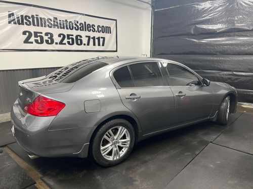 2013 INFINITI G37 Sedan x Lower Image 3