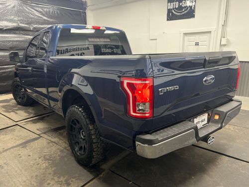 2015 Ford F-150 XLT SuperCab Lower Image 1