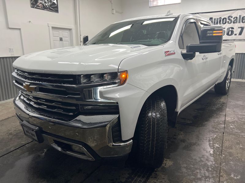 2020 Chevrolet Silverado 1500 LTZ Crew Cab Upper Image 2