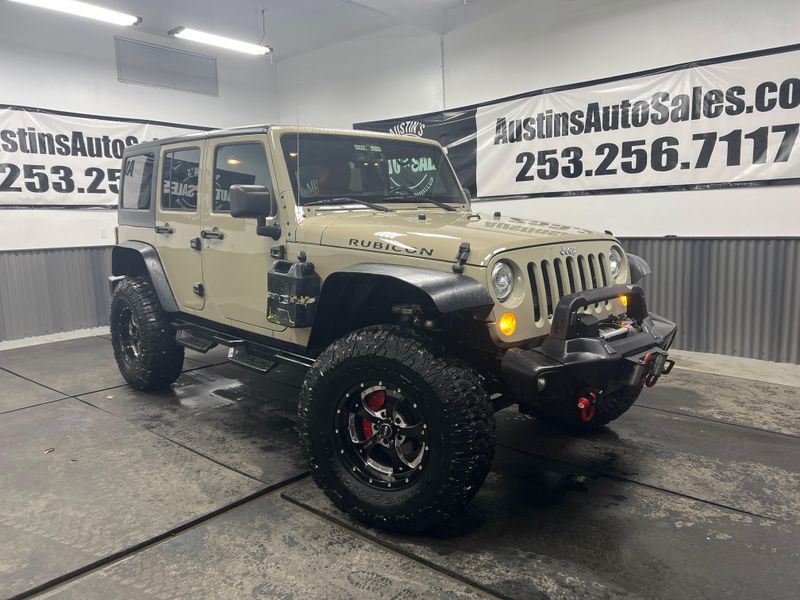 2017 Jeep Wrangler Unlimited Rubicon Upper Image 1