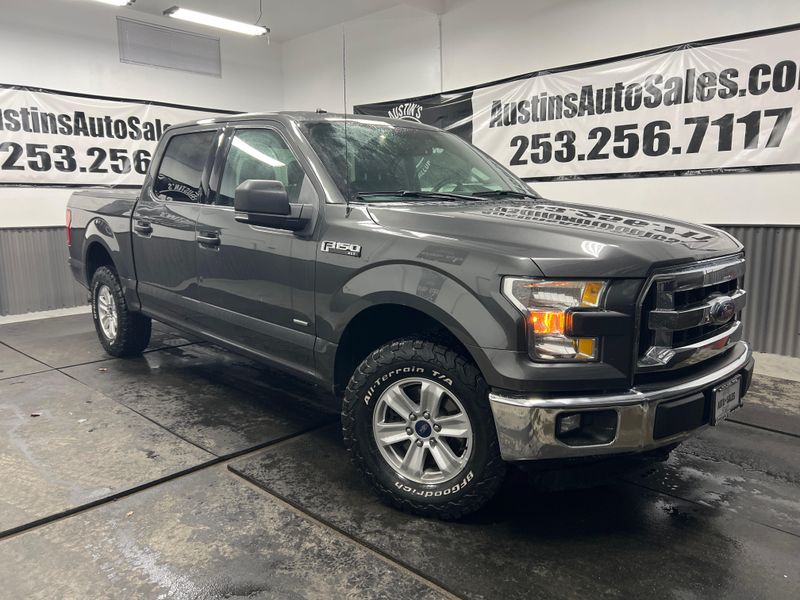 2016 Ford F-150 XLT SuperCrew Upper Image 1