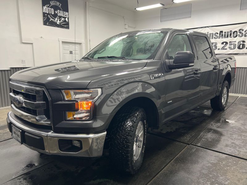 2016 Ford F-150 XLT SuperCrew Upper Image 2