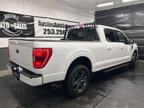 2021 Ford F-150 XLT SuperCrew Lower Image 3