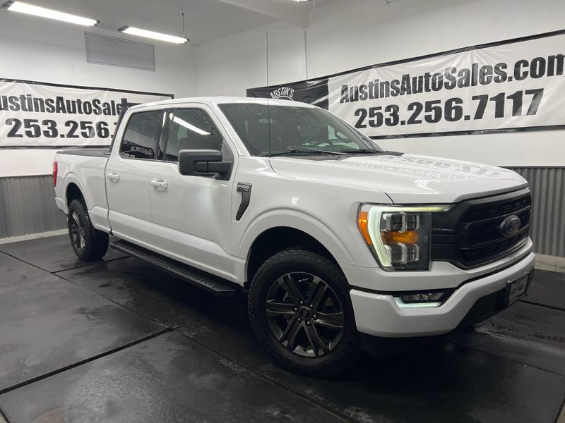 2021 Ford F-150 XLT SuperCrew Upper Image 1