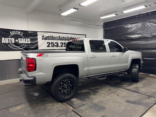 2014 Chevrolet Silverado 1500 LT Z71 Crew Cab Lower Image 3