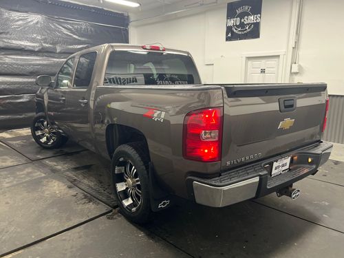 2007 Chevrolet Silverado 1500 LT2 Crew Cab Lower Image 1