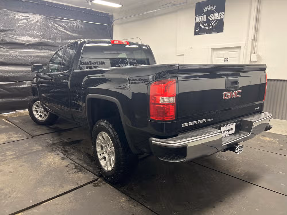 2019 GMC Sierra 1500 Limited SLE Double Cab Lower Image 1