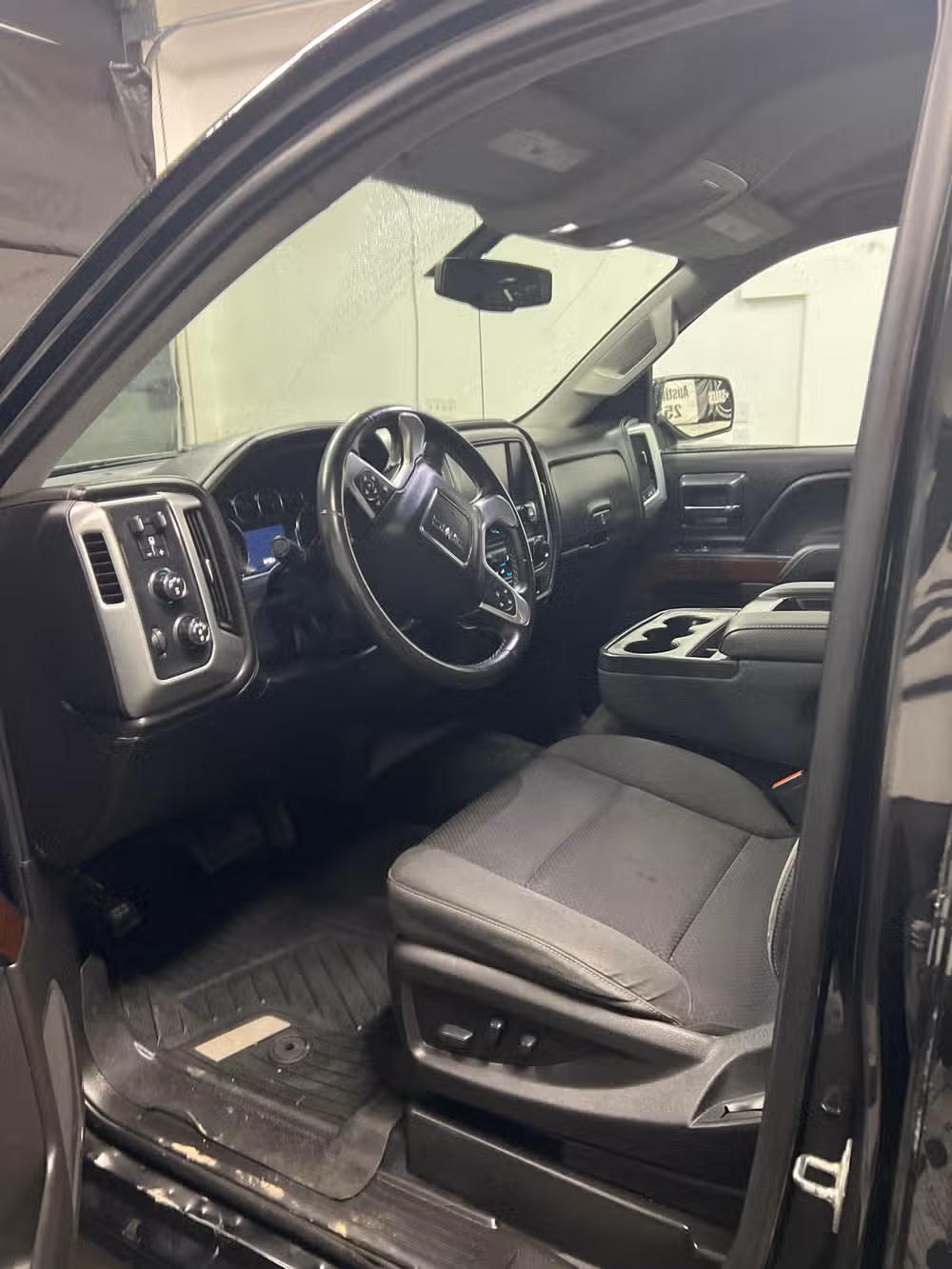 2019 GMC Sierra 1500 Limited SLE Double Cab Image 6