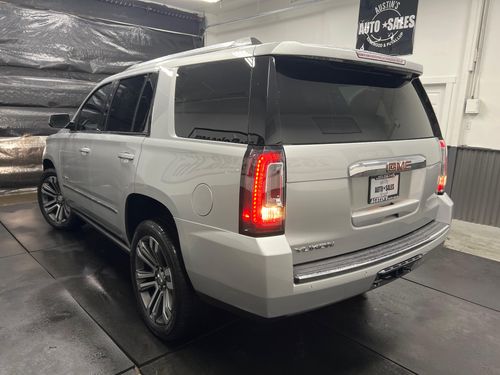 2020 GMC Yukon Denali Lower Image 1