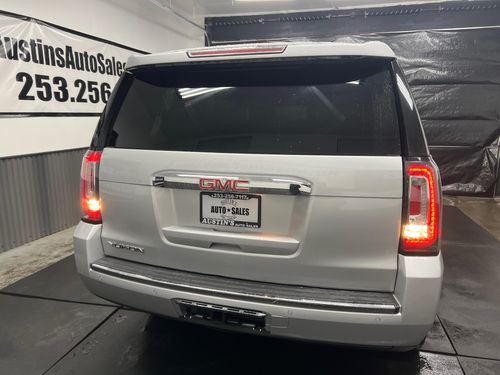 2020 GMC Yukon Denali Lower Image 2