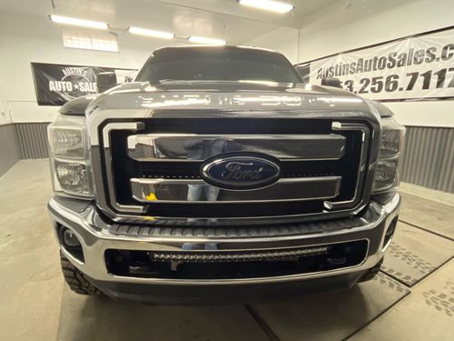 2013 Ford F-350 Super Duty Lariat Crew Cab Lower Image 3