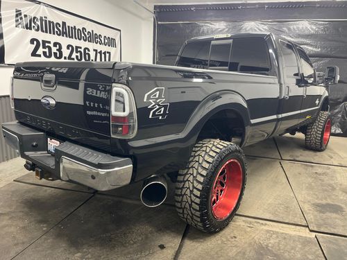 2013 Ford F-350 Super Duty Lariat Crew Cab Lower Image 1