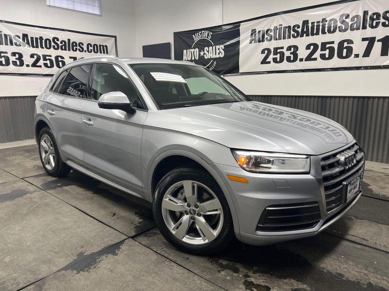 2018 Audi Q5 2.0T quattro Premium Upper Image 1