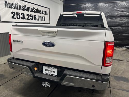 2016 Ford F-150 Lariat SuperCrew Lower Image 2