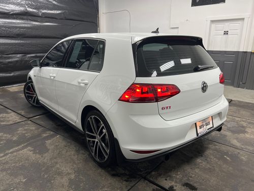 2017 Volkswagen Golf GTI Sport Lower Image 1