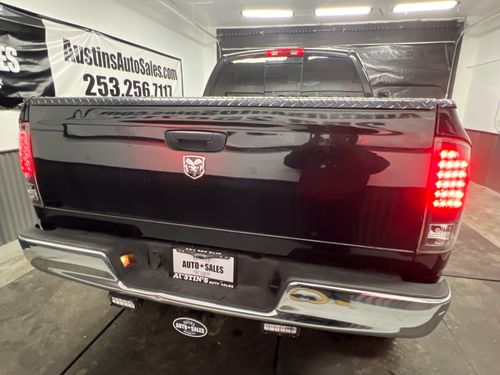 2007 Dodge Ram 2500 Laramie Mega Cab Lower Image 2