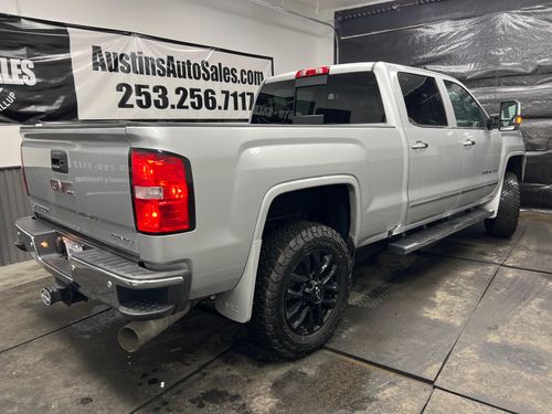 2018 GMC Sierra 3500HD Denali Crew Cab Lower Image 3