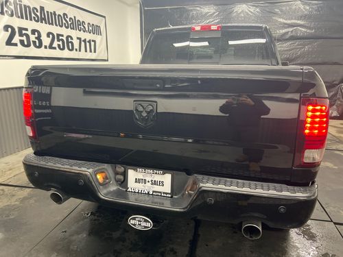 2013 Ram 1500 Sport Crew Cab Lower Image 2