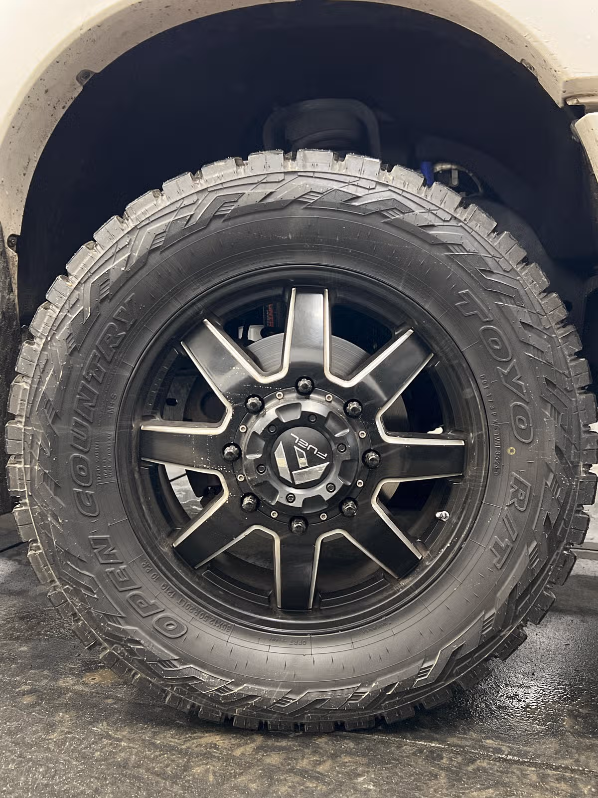 2013 Ford F-450 Super Duty Platinum Crew Cab Image 6