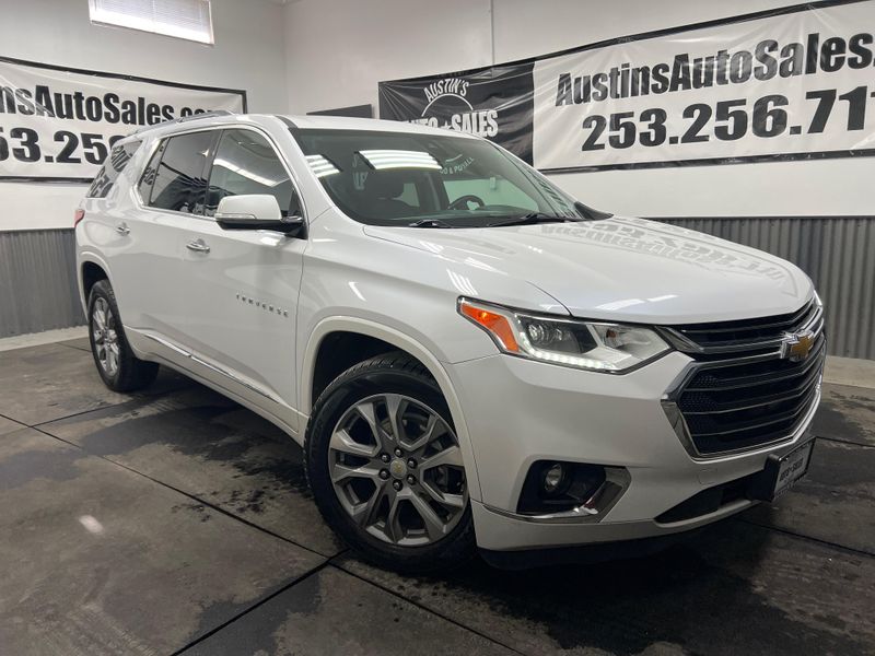 2019 Chevrolet Traverse Premier Upper Image 1