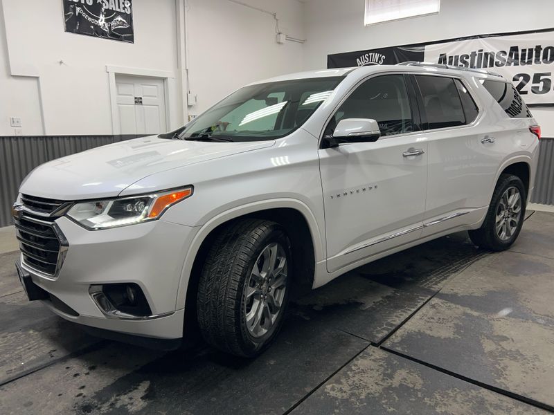 2019 Chevrolet Traverse Premier Upper Image 2
