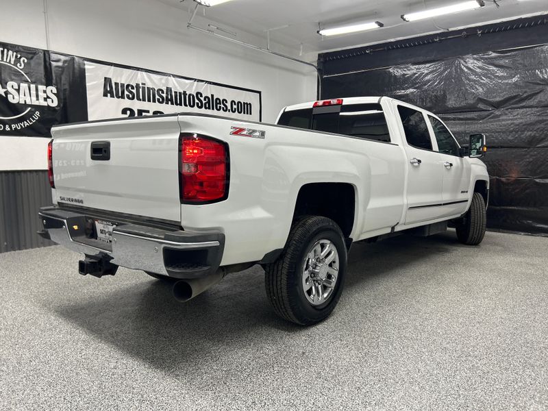 2016 Chevrolet Silverado 3500HD LTZ Crew Cab Upper Image 2