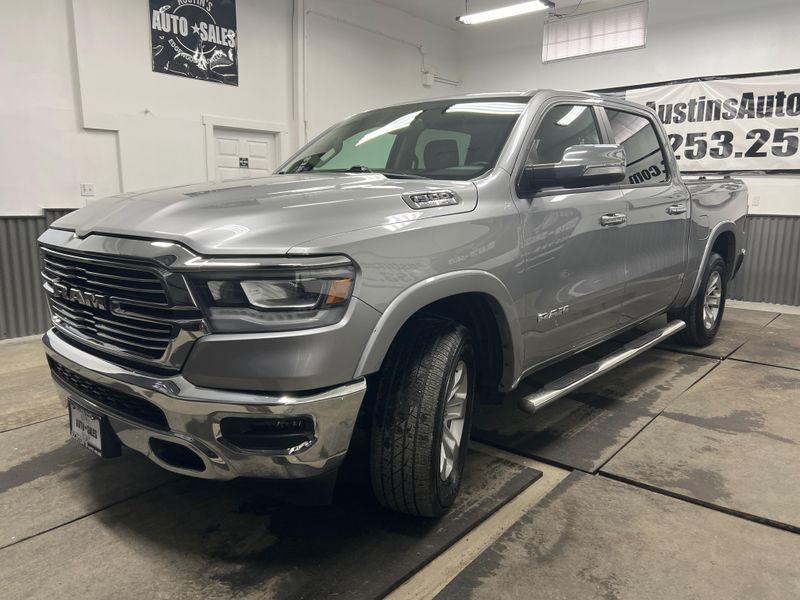 2019 Ram 1500 Laramie photo 2