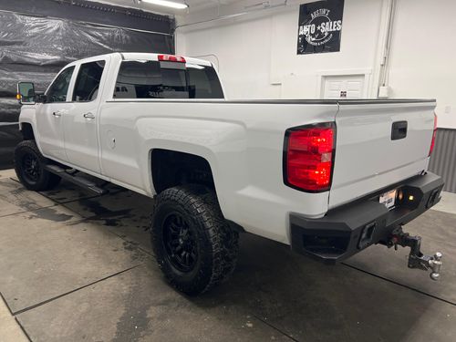 2018 Chevrolet Silverado 3500HD LTZ Crew Cab Lower Image 1