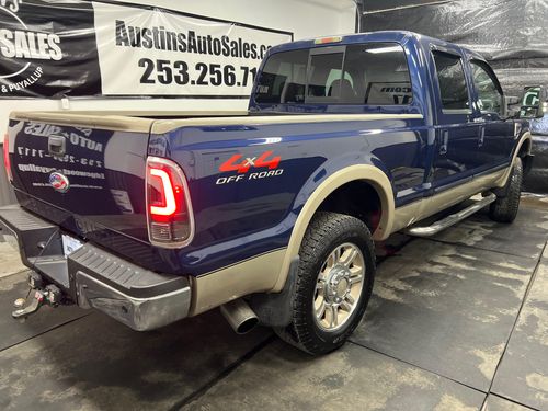 2008 Ford F-250 Super Duty Lariat Crew Cab Lower Image 2