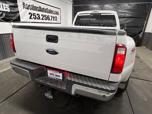 2008 Ford F-450 Super Duty Lariat Crew Cab Lower Image 2