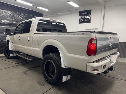 2016 Ford F-350 Super Duty Platinum Crew Cab Lower Image 1