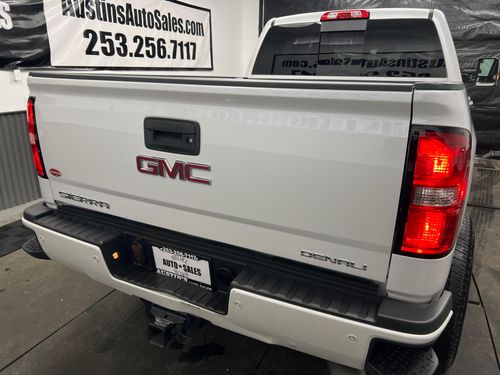 2019 GMC Sierra 3500HD Denali Crew Cab Lower Image 2